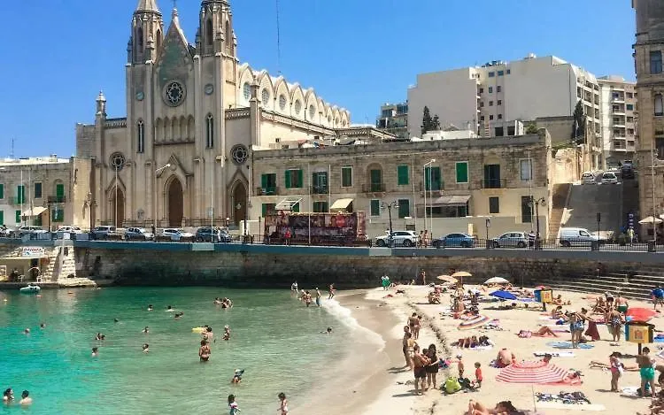 Appartement St Julians Sliema Penthouse 3 Minutes Walk From Seafront